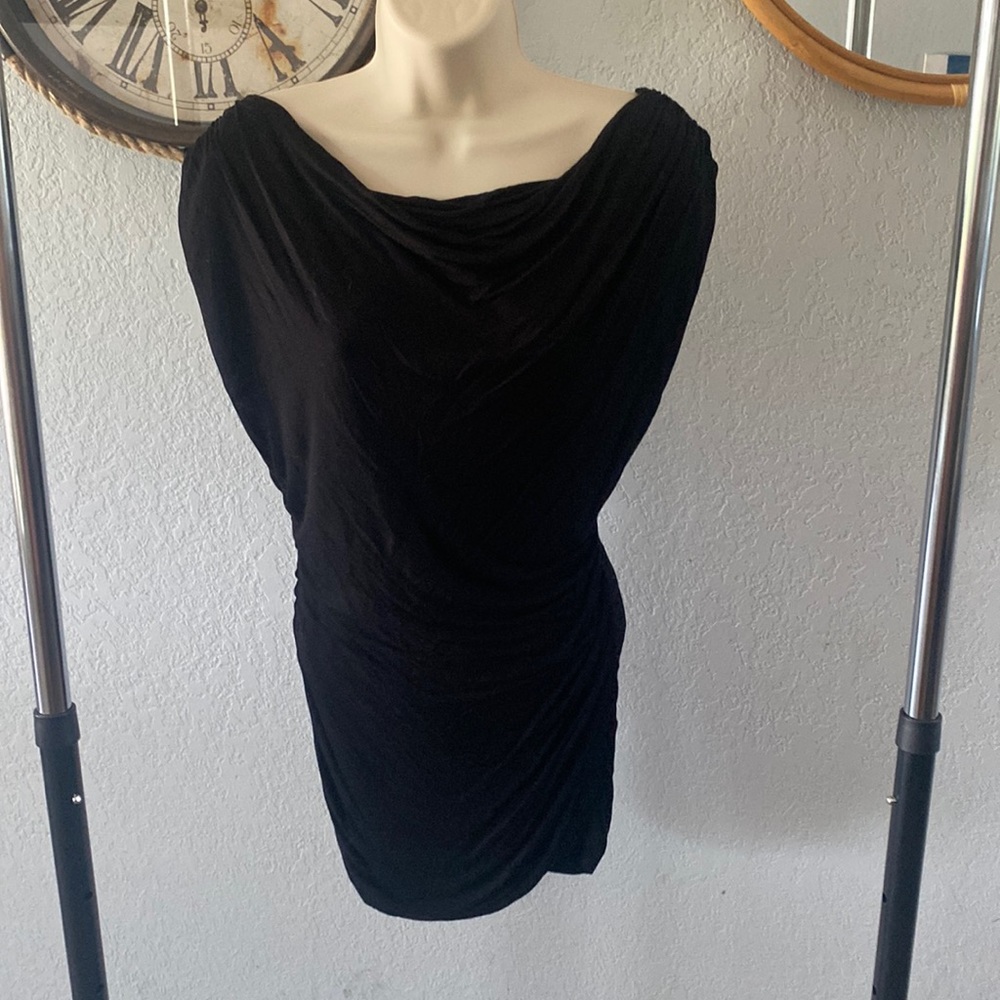 Black tunic.  HM